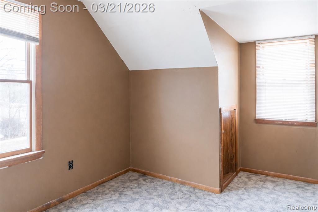 5763 N Silvery Lane, Dearborn Heights, MI 48127 — Photo 27
