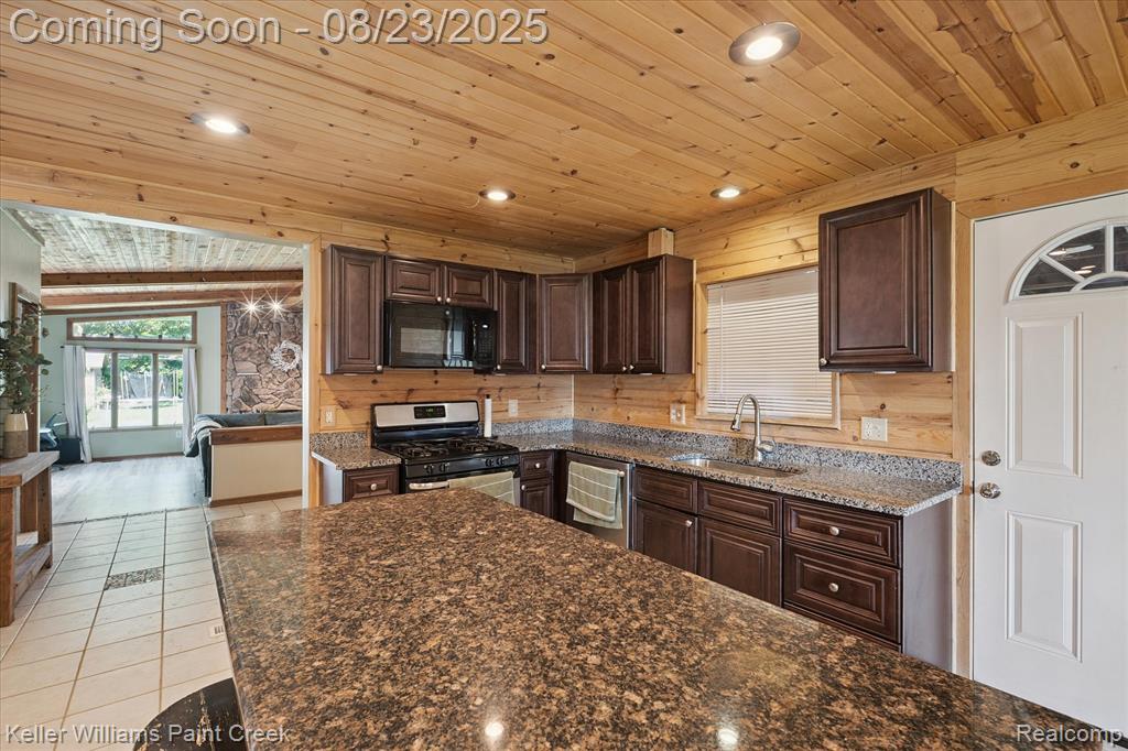 583 Market Street, Algonac, MI 48001 — Photo 13