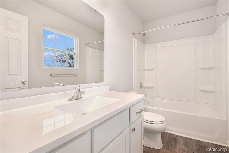 733 LONE OAK Way, Tecumseh, MI 49286 — Photo 20