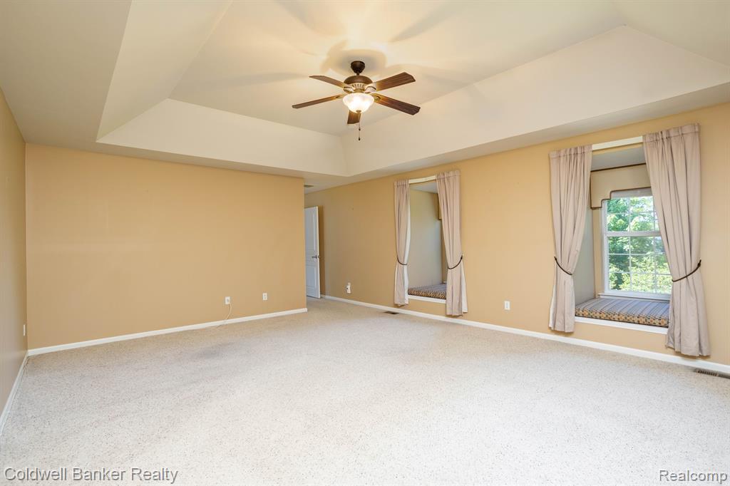 50154 BLACK HORSE Lane SW, Canton, MI 48188 — Photo 32