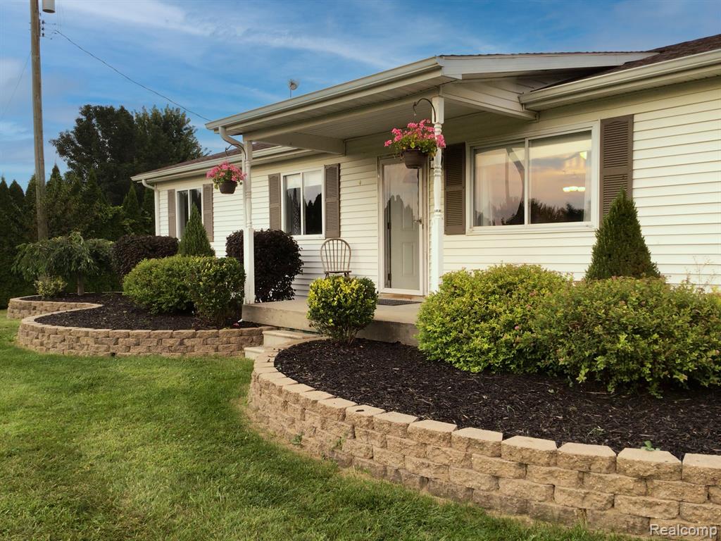 1017 Squaw Creek Road, Fostoria, MI 48435 — Photo 8