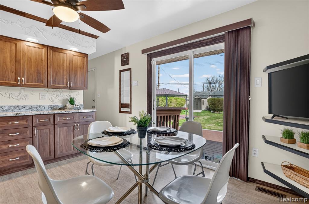 4447 Harrison Street, Inkster, MI 48141 — Photo 14