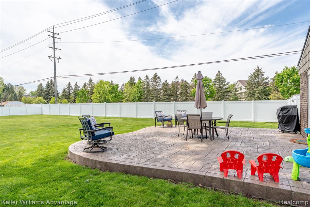 47397 Bartlett Drive, Canton, MI 48187 — Photo 36