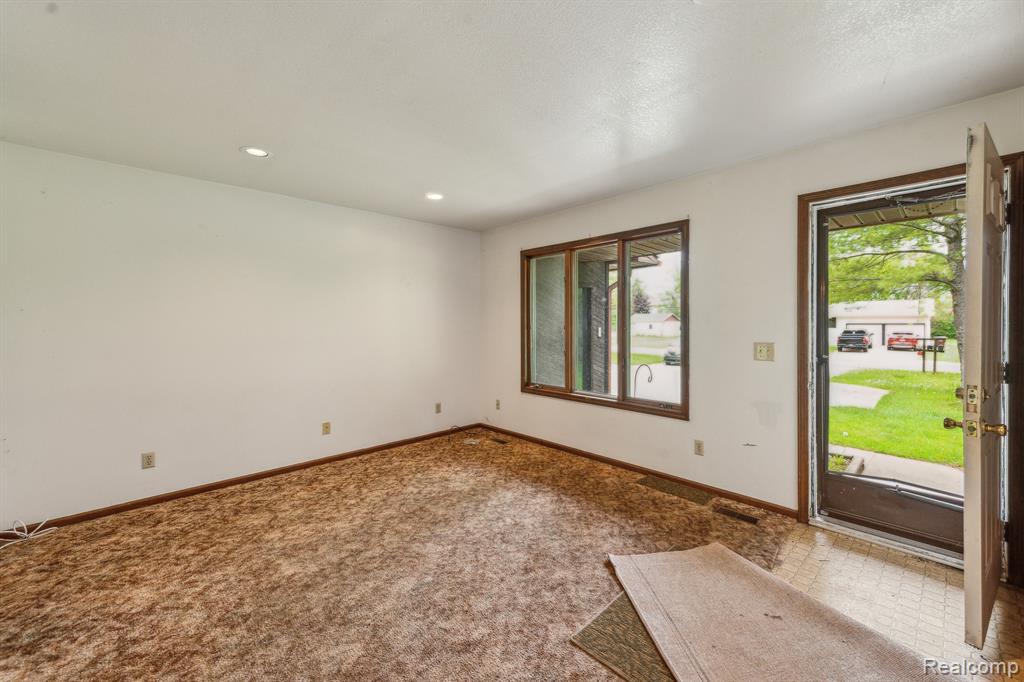 1030 S Lincoln Road, Mount Pleasant, MI 48858 — Photo 18