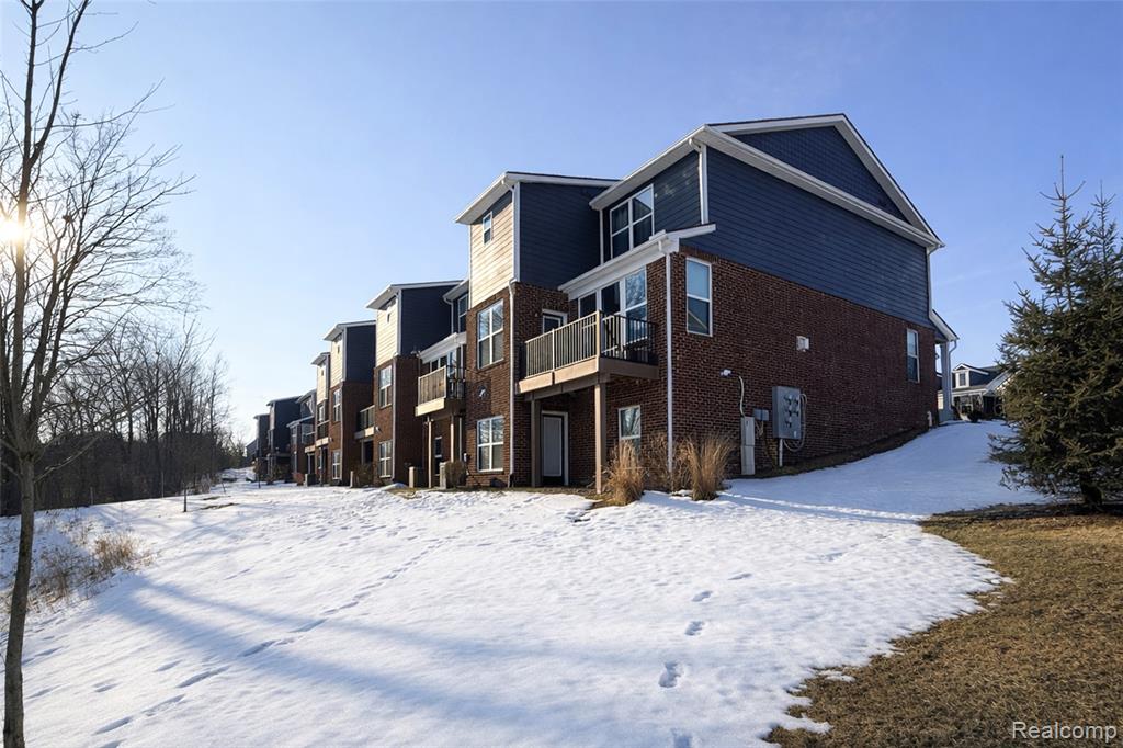 43635 CHANCELLOR LANE, Novi, MI — Photo 48