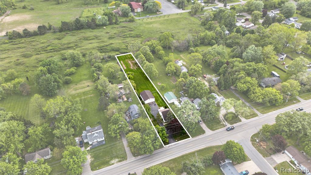 6354 Lapeer Road, Burton, MI 48509 — Photo 40