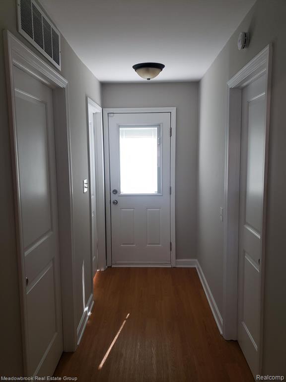 730 HIGHLANDER Street, Lake Orion, MI 48362 — Photo 25