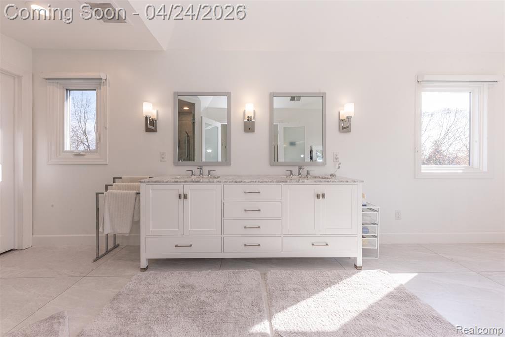 45711 Bristol Circle, Novi, MI 48377 — Photo 42