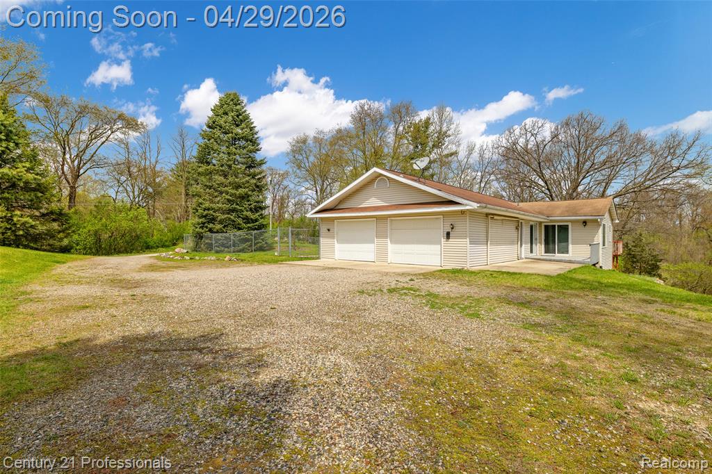 9200 Clyde Road, Fenton, MI 48430 — Photo 39