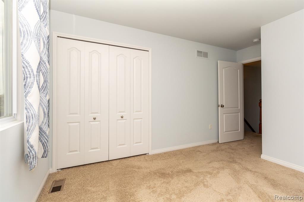 5325 BRADMORE Lane, Warren, MI 48092 — Photo 35