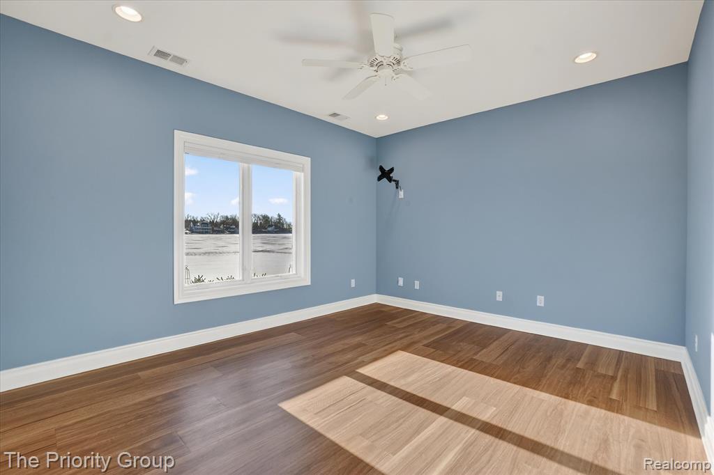 11467 Bay Shore Drive, Fenton, MI, 48430