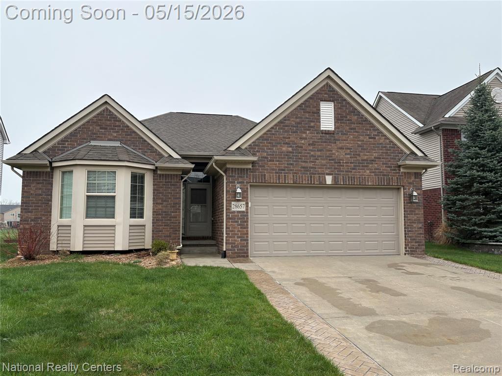 28657 Oakmonte Circle W, New Hudson, MI 48165 — front exterior