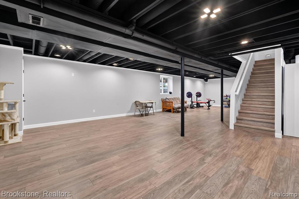 9830 Loretta Lane, South Lyon, MI 48178 — Photo 44