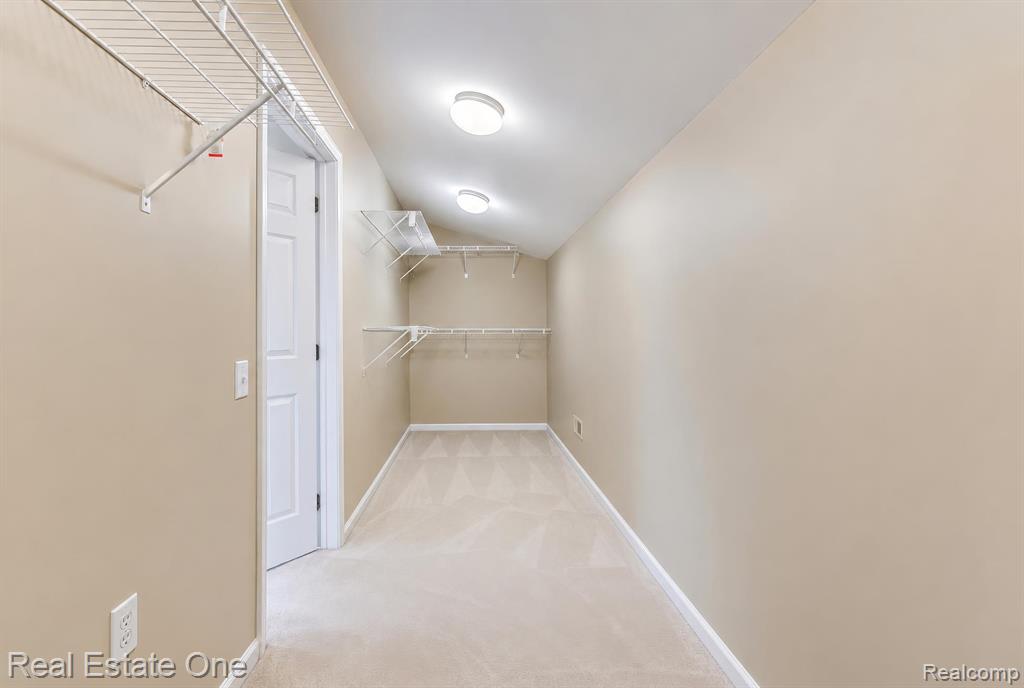 3622 Camden Court, Auburn Hills, MI 48326 — Photo 38
