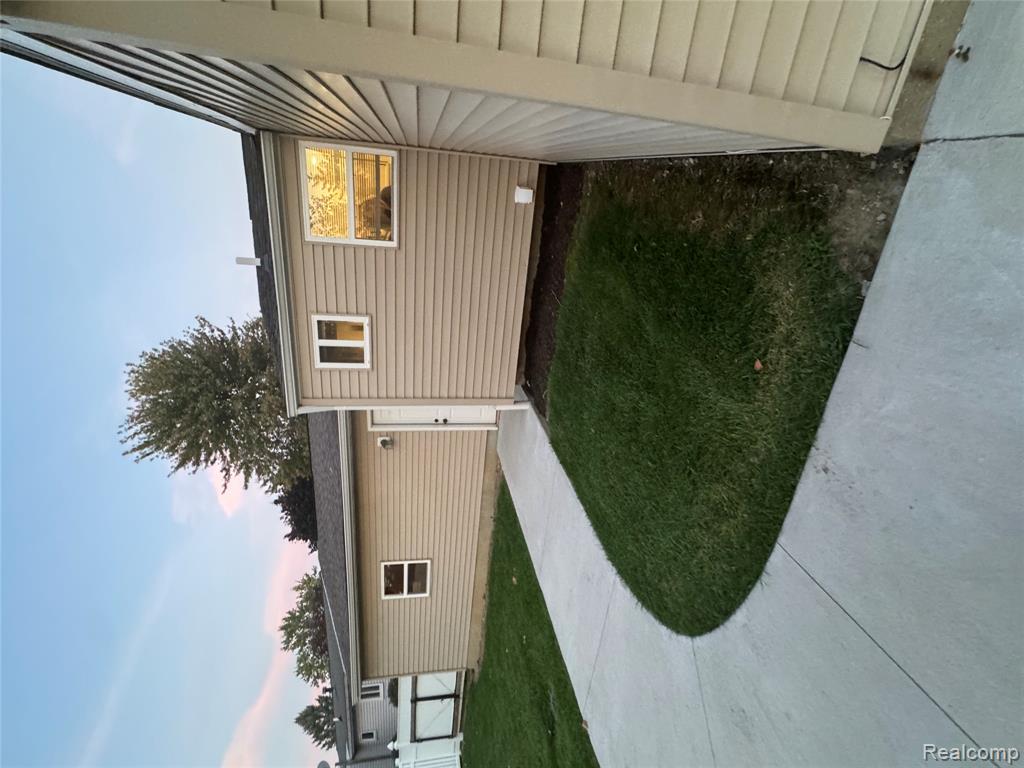 6128 Cold Spring Trail, Grand Blanc, MI 48439 — Photo 18