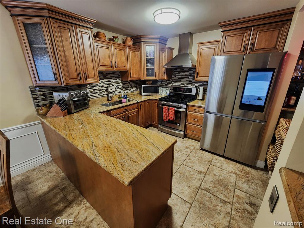 45529 Essex Drive, Macomb, MI 48044 — Photo 10