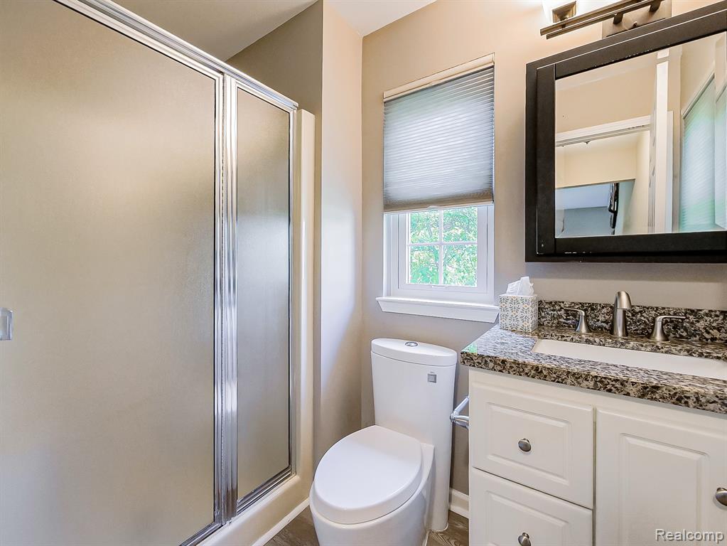 2517 Pine Drive, Wixom, MI 48393 — Photo 14