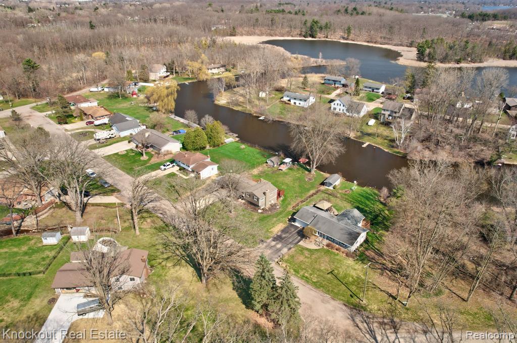 5936 Wellington Drive, Clarkston, MI — Photo 47