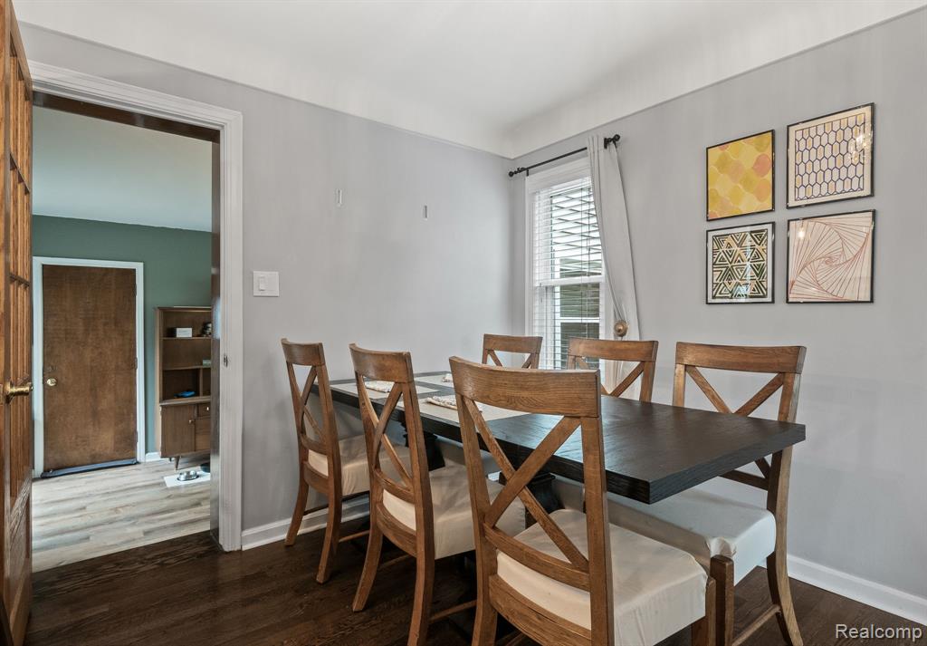 4331 ELMWOOD Avenue, Royal Oak, MI 48073 — Photo 12