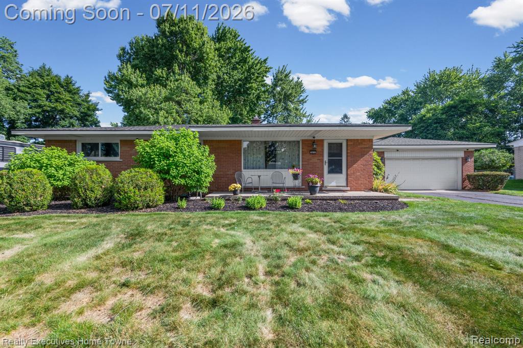 5615 Althea Street, Utica, MI 48316 — front exterior