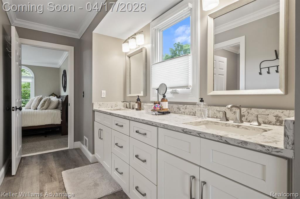 10993 Stoney Point Drive, South Lyon, MI, 48178