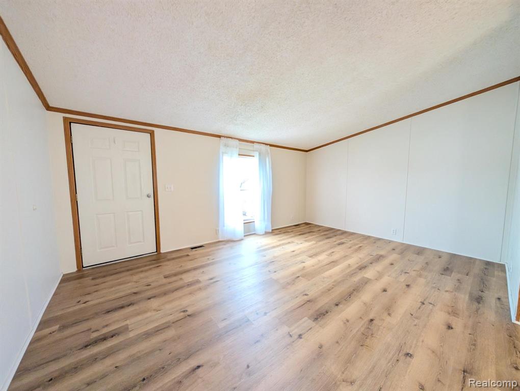 72 Ashley Circle, Swartz Creek, MI 48473 — Photo 11