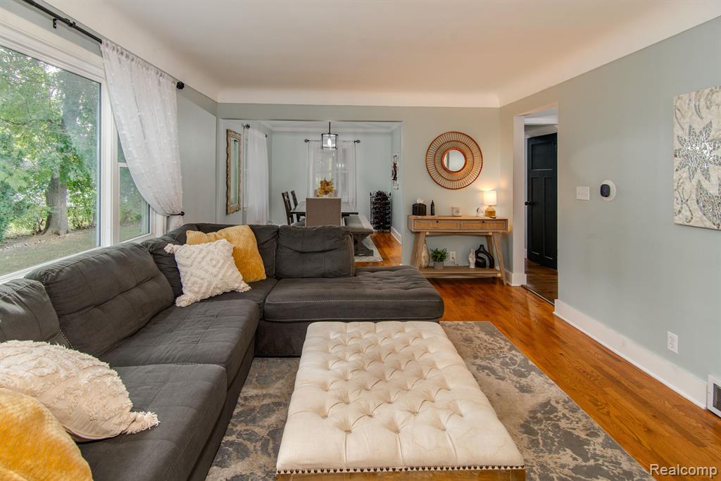 929 IOLA, Flushing, MI 48433 — Photo 6