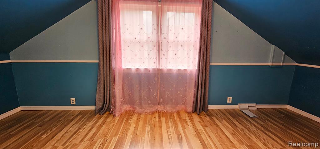 95 MAPLETON RD Road, Grosse Pointe Farms, MI 48236 — Photo 23