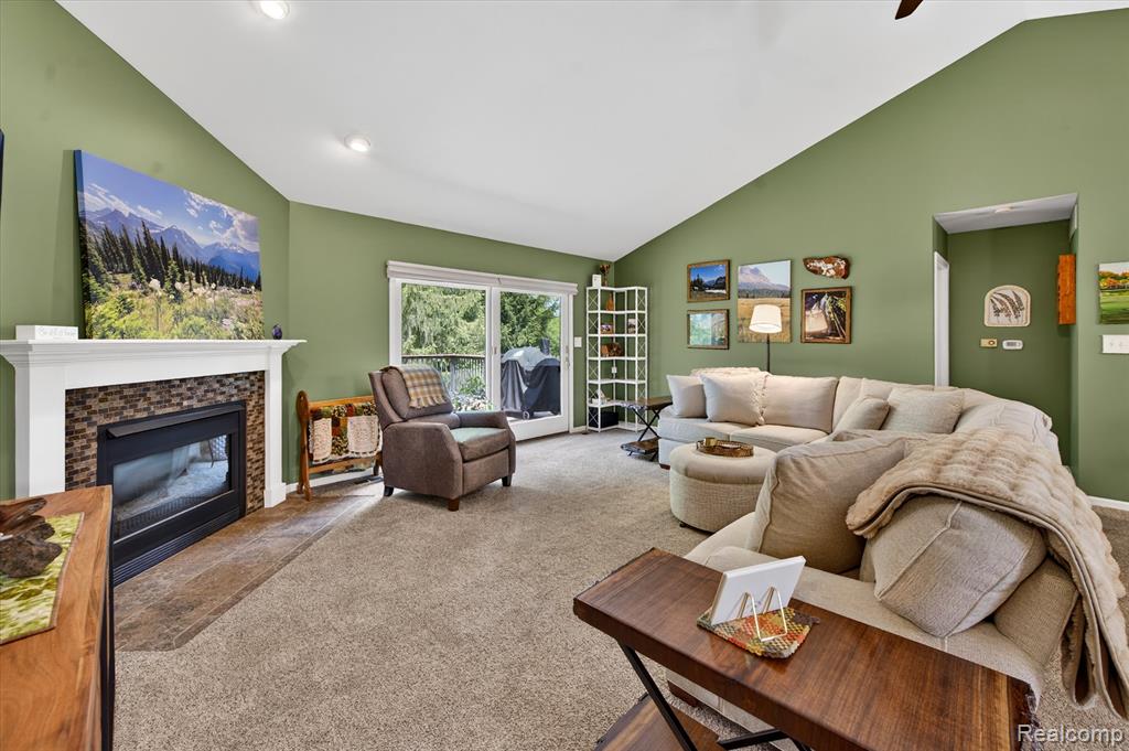 7659 Clyde Road, Fenton, MI 48430 — Photo 9