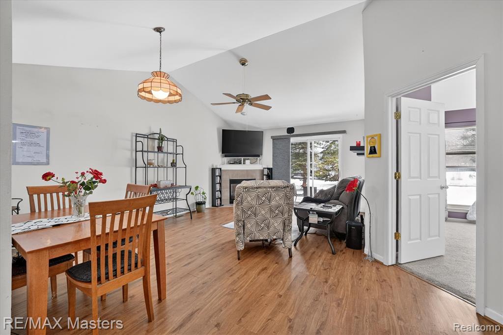 25409 Willowbrook Court, Flat Rock, MI 48134 — Photo 5