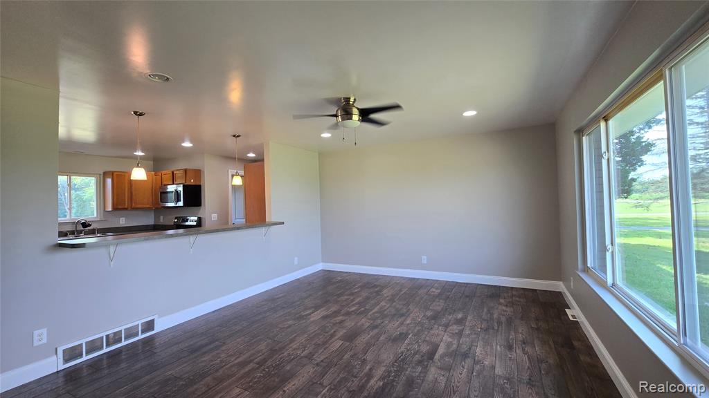 1695 Stoddard Road, Columbus, MI — Photo 12