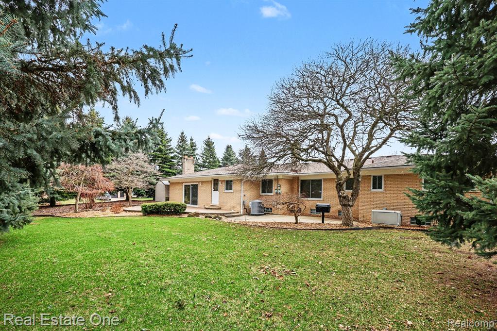 55689 Nocturne Court, Shelby Twp, MI 48316 — Photo 32