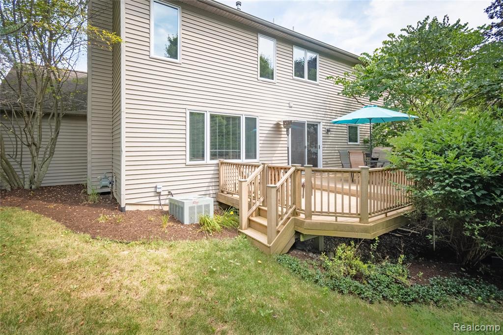597 Cardigan Court, Saline, MI 48176 — Photo 2
