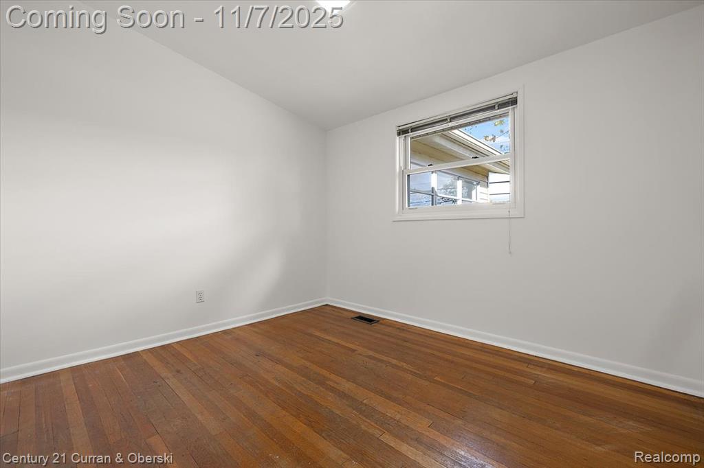 878 Brooklawn Drive, Troy, MI 48084 — Photo 21