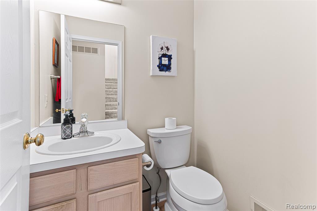 1033 Calpernia, Wixom, MI — Photo 15