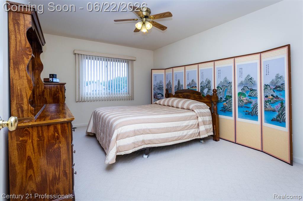 8225 Brookstone Lane, Clawson, MI 48348 — Photo 31