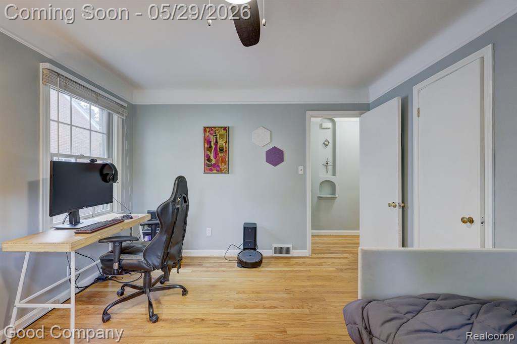 10074 Lincoln Drive, Huntington Woods, MI — Photo 29