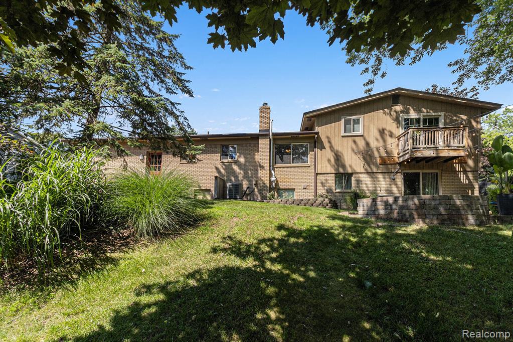 6507 Amy Drive, Clarkston, MI 48348 — Photo 34