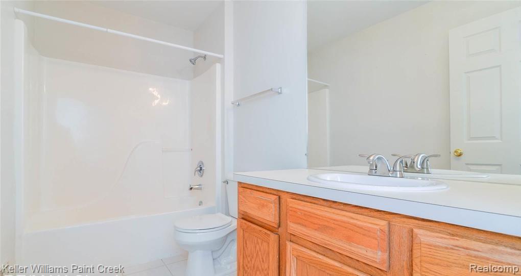 401 Deer Path Trail, Waterford, MI 48327 — Photo 16