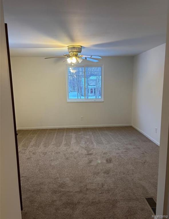 6099 Brookwood Drive, Burton, MI 48509 — Photo 9