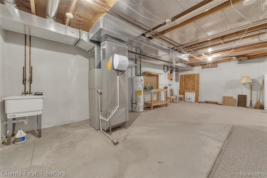 46509 Killarney Circle, Canton, MI 48188 — Photo 41
