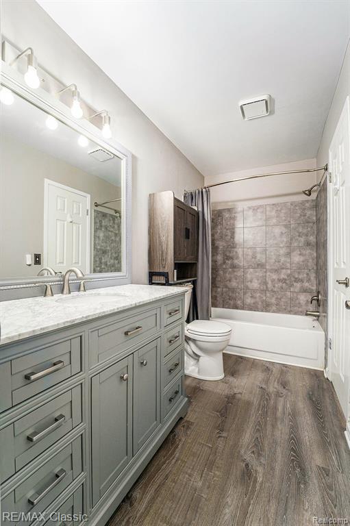 5844 BIG PINE Drive, Ypsilanti, MI 48197 — Photo 14