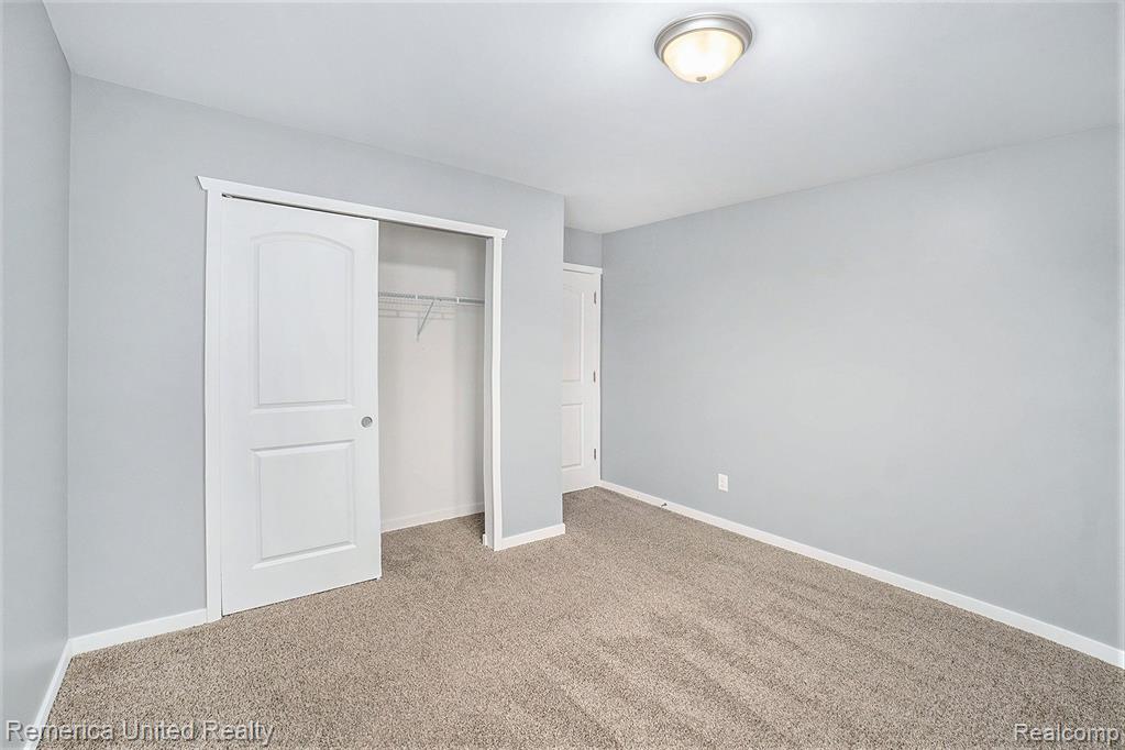 83 Barnsley Drive, Howell, MI 48843 — Photo 20