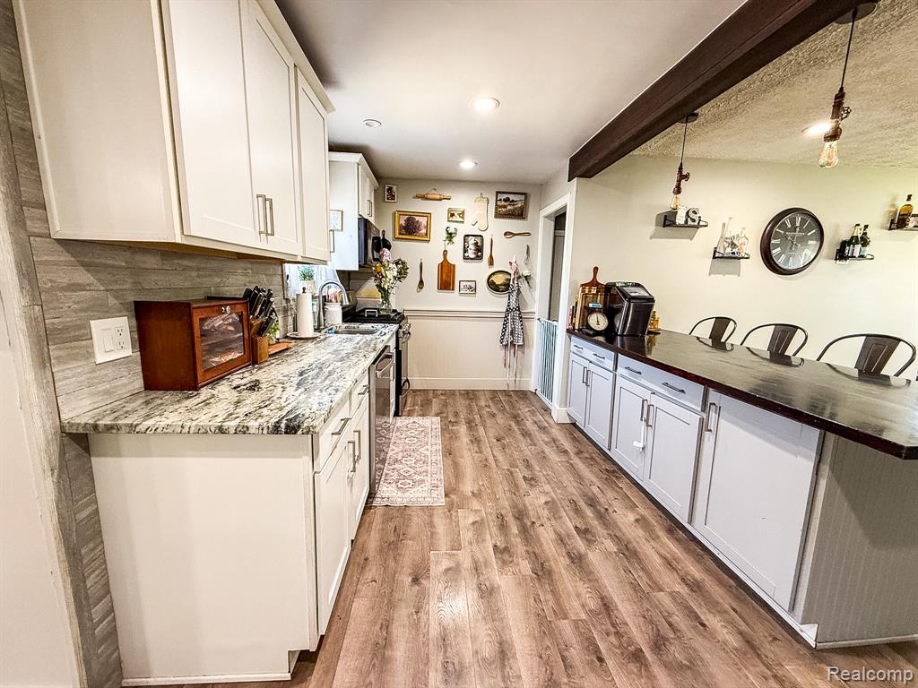 30723 Flanders Avenue, Warren, MI 48088 — Photo 11