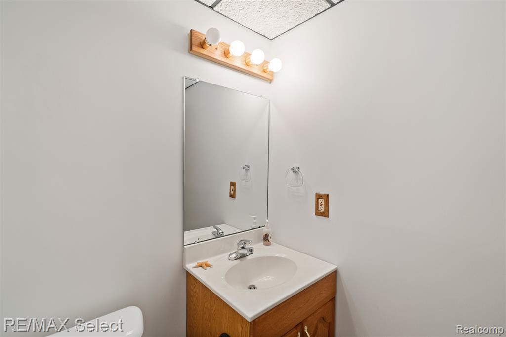 5293 Lin Hill Drive, Swartz Creek, MI 48473 — Photo 37