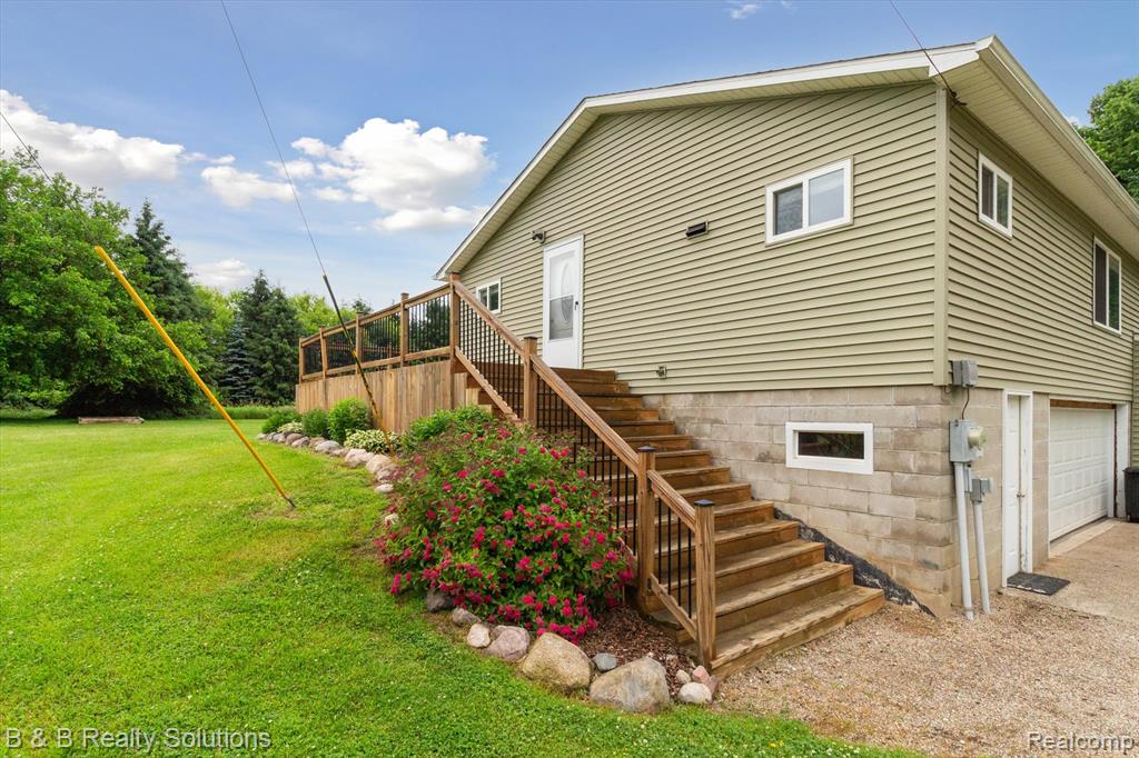 5380 Otter Lake Road, Otter Lake, MI 48464 — Photo 2
