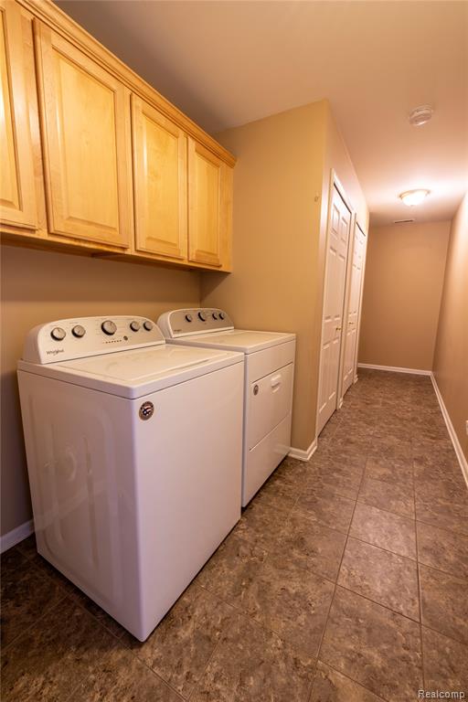 5674 Acorn Lane, Sterling Heights, MI 48314 — Photo 16
