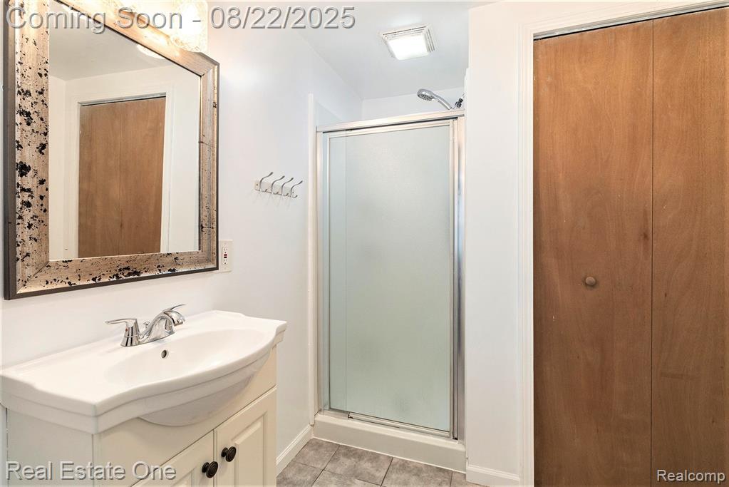 7375 Rory Street, Grand Blanc, MI 48439 — Photo 11