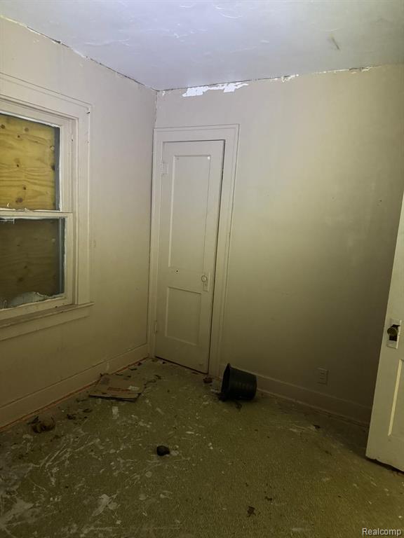 722 E Ridgeway Avenue, Flint, MI 48505 — Photo 2
