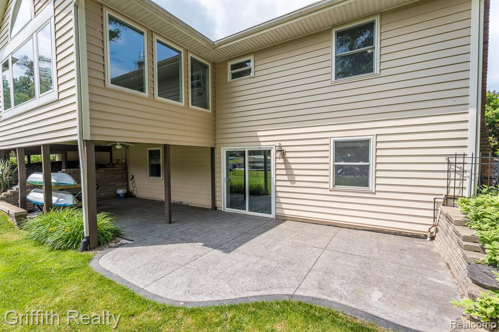 1158 Camelot Drive, Pinckney, MI 48169 — Photo 20